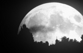 Saksikan Fenomena Bulan Purnama pada 8 April 2020 